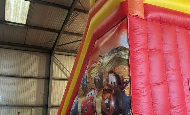 Chapiteau Cars, Aubenas, Serenité Loc's